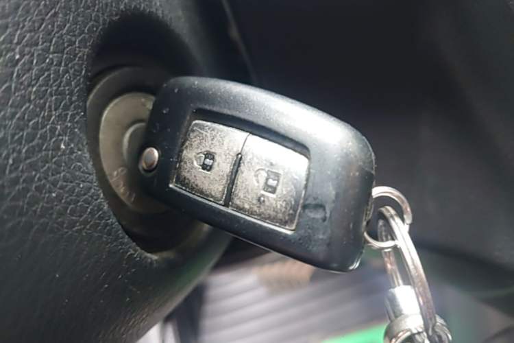 Used Nissan Qashqai 2016 2.0L CVT Elite Edition Vehicle Key