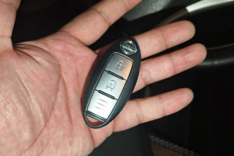 Used Nissan Qashqai 2016 2.0L CVT Luxury Edition Vehicle Key