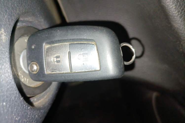 Used Nissan Qashqai 2016 2.0L CVT Elite Edition Vehicle Key