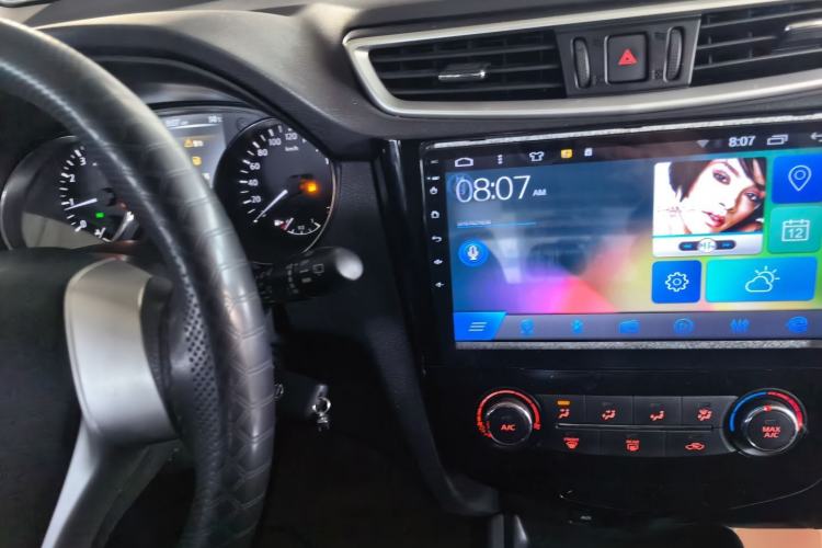 Used Nissan Qashqai 2016 1.2T CVT Fashion Edition Center Console