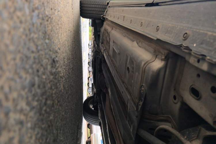 Used Nissan Qashqai 2016 2.0L CVT Elite Edition Chassis Rear Left