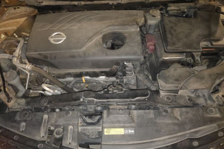 Used Nissan Qashqai 2016 2.0L CVT Luxury Edition Engine Bay