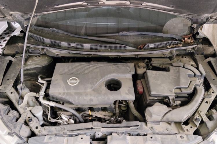 Used Nissan Qashqai 2016 2.0L CVT Elite Edition Engine Bay