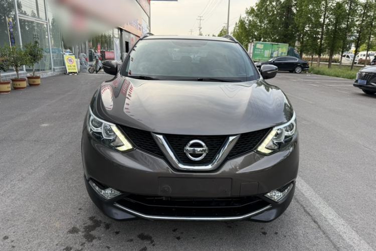 Used Nissan Qashqai 2016 2.0L CVT Elite Edition Exterior 1