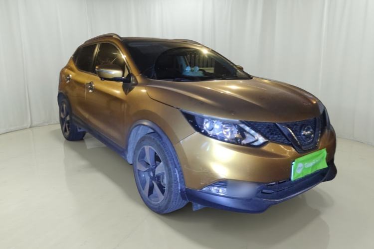 Used Nissan Qashqai 2016 2.0L CVT Luxury Edition Exterior 2