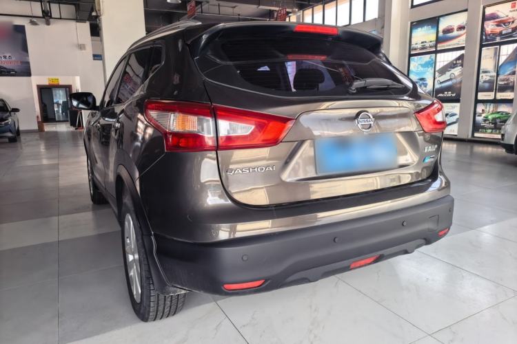 Used Nissan Qashqai 2016 1.2T CVT Fashion Edition Exterior 2