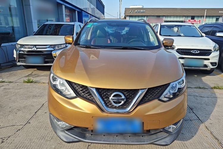 Used Nissan Qashqai 2016 2.0L CVT Luxury Edition Front