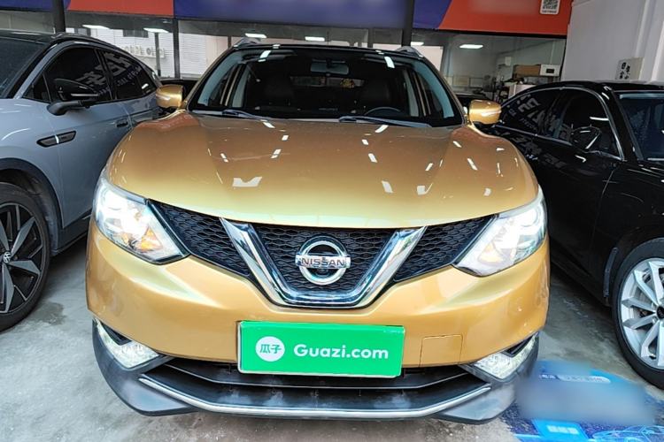 Used Nissan Qashqai 2016 2.0L CVT Luxury Edition Front