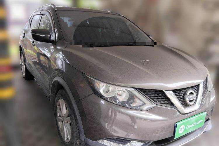 Used Nissan Qashqai 2016 2.0L CVT Elite Edition Front Right 45 Deg