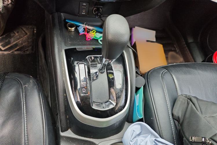 Used Nissan Qashqai 2016 2.0L CVT Elite Edition Gear Lever