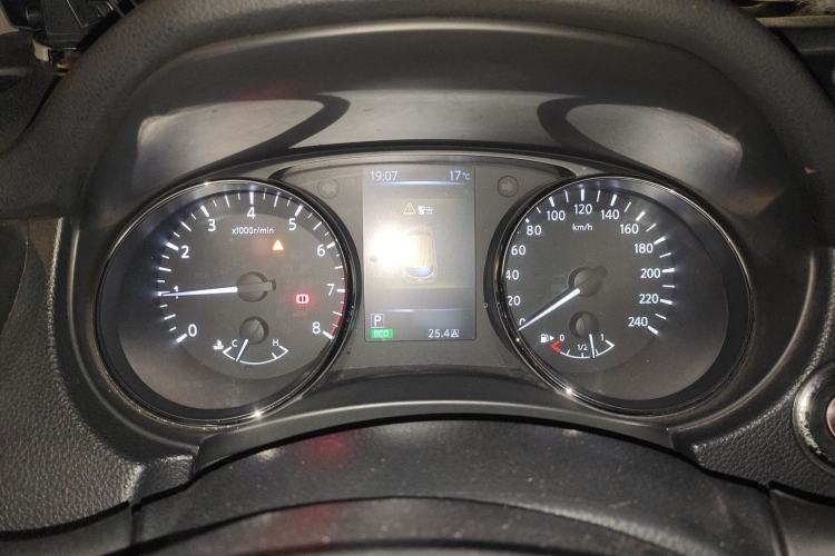 Used Nissan Qashqai 2016 2.0L CVT Luxury Edition Instrument Cluster