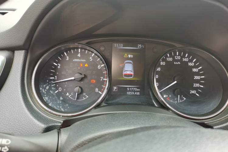 Used Nissan Qashqai 2016 2.0L CVT Luxury Edition Instrument Cluster
