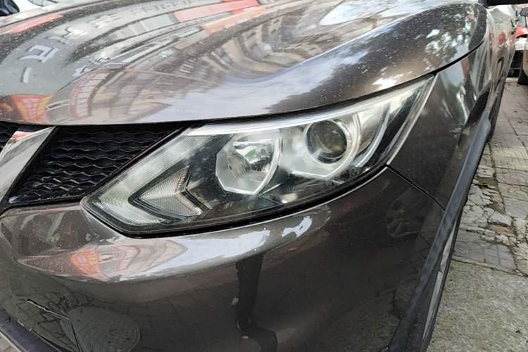 Used Nissan Qashqai 2016 2.0L CVT Elite Edition Left Front Headlight