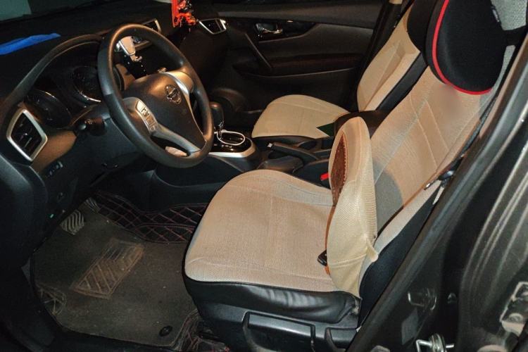 Used Nissan Qashqai 2016 2.0L CVT Elite Edition Left Front Seat
