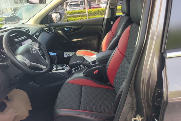 Used Nissan Qashqai 2016 2.0L CVT Luxury Edition Left Front Seat