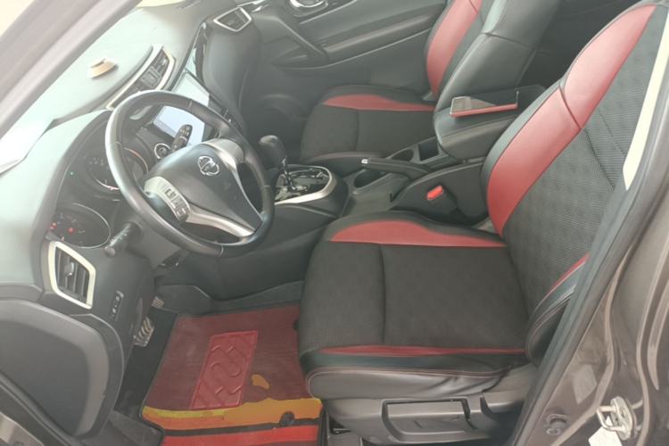 Used Nissan Qashqai 2016 2.0L CVT Luxury Edition Left Front Seat
