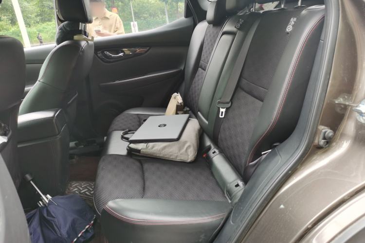 Used Nissan Qashqai 2016 2.0L CVT Luxury Edition Left Rear Seat