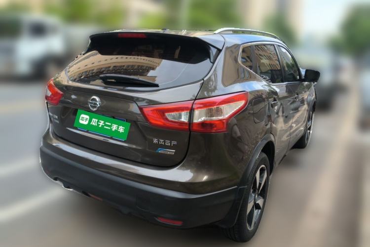 Used Nissan Qashqai 2016 2.0L CVT Luxury Edition Rear Right 45 Deg