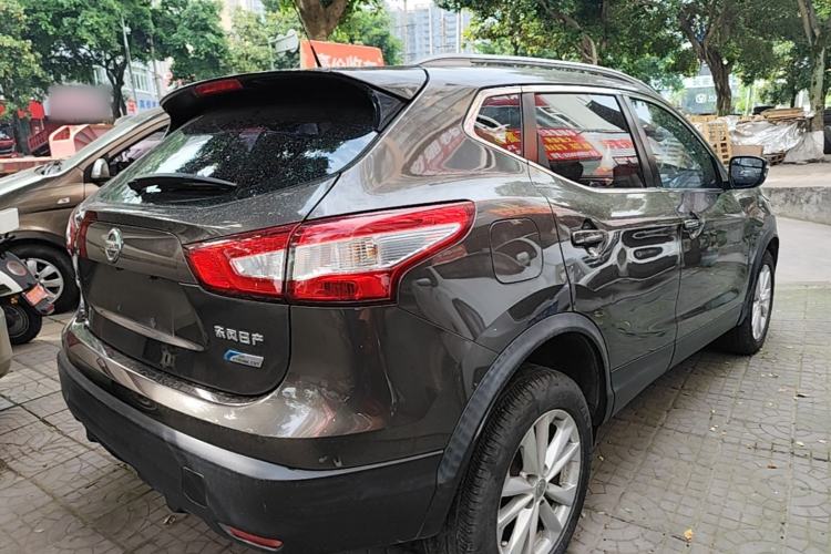 Used Nissan Qashqai 2016 2.0L CVT Elite Edition Rear Right 45 Deg