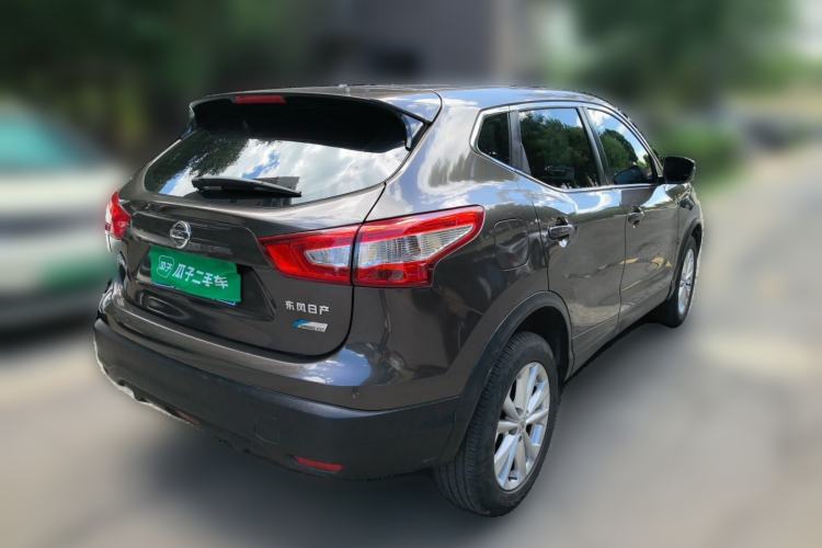 Used Nissan Qashqai 2016 2.0L CVT Elite Edition Rear Right 45 Deg
