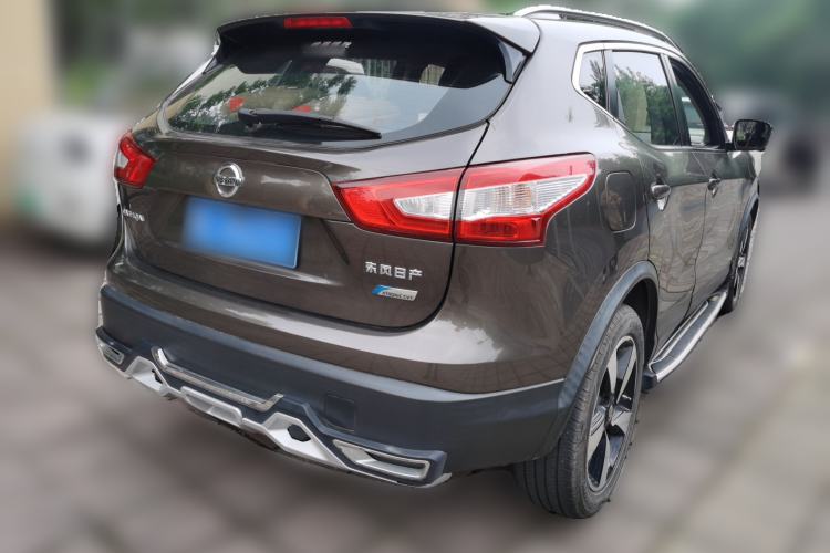 Used Nissan Qashqai 2016 2.0L CVT Luxury Edition Rear Right 45 Deg