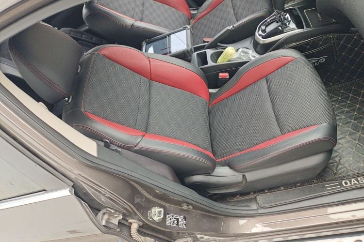 Used Nissan Qashqai 2016 2.0L CVT Luxury Edition Right Front Seat