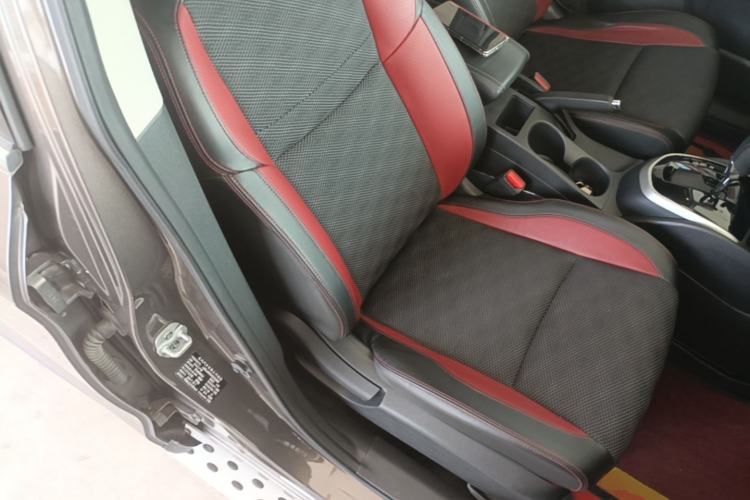 Used Nissan Qashqai 2016 2.0L CVT Luxury Edition Right Front Seat