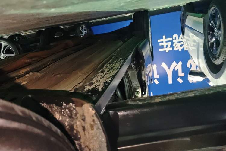 Used Nissan Qashqai 2016 2.0L CVT Elite Edition Right Side Sill