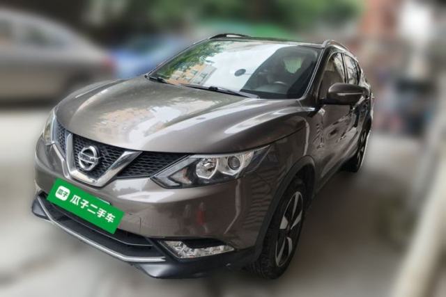 Ojetý Nissan Qashqai 2016 2.0L CVT Luxury Edition