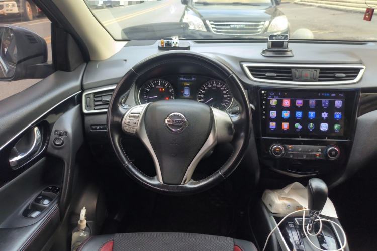 Used Nissan Qashqai 2016 2.0L CVT Luxury Edition Steering Wheel