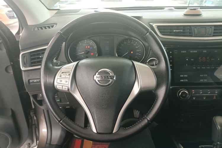 Used Nissan Qashqai 2016 2.0L CVT Luxury Edition Steering Wheel