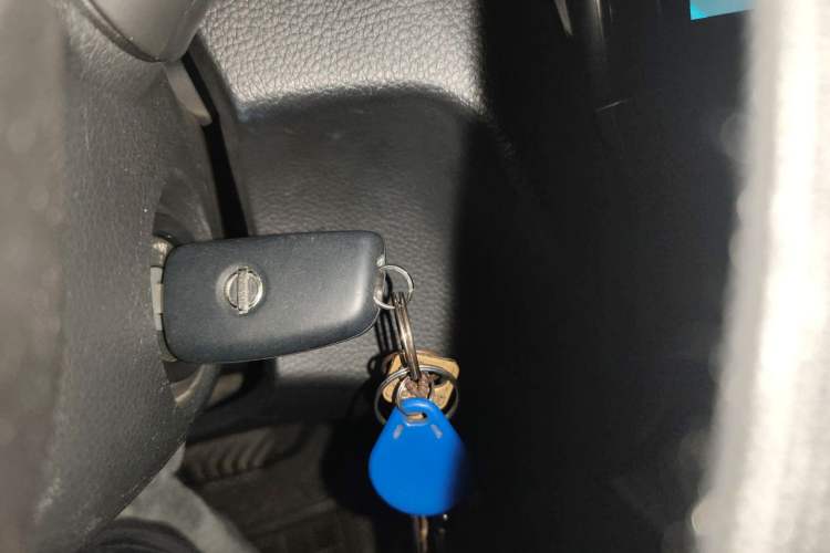 Used Nissan Qashqai 2016 2.0L CVT Elite Edition Vehicle Key