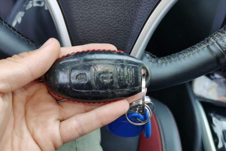 Used Nissan Qashqai 2016 2.0L CVT Luxury Edition Vehicle Key