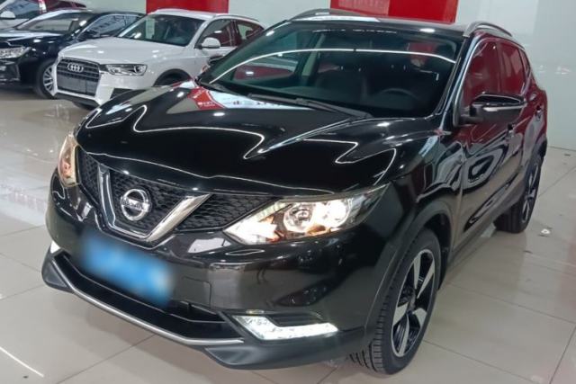 Ojetý Nissan Qashqai 2017 2.0L CVT Smart Enjoyment Version China V Standard