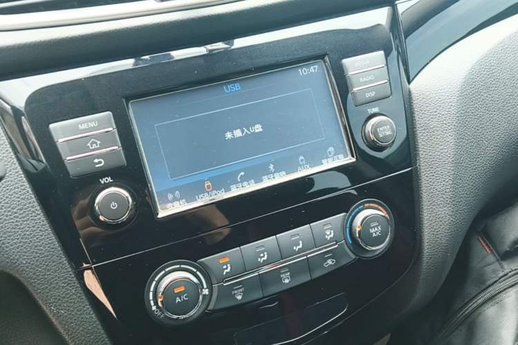 Used Nissan Qashqai 2017 2.0L CVT Smart Enjoyment Version China VI Standard Audio And AC Panel