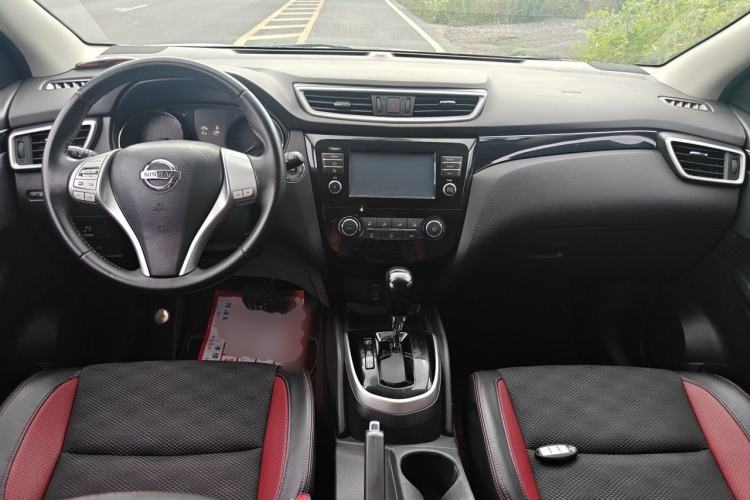 Used Nissan Qashqai 2017 2.0L CVT Luxury Edition China VI Standard Center Console