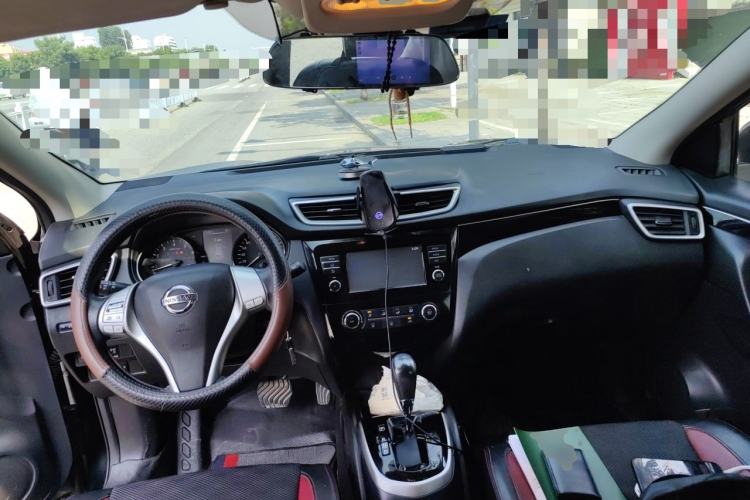 Used Nissan Qashqai 2017 2.0L CVT Smart Enjoyment Version China V Standard Center Console