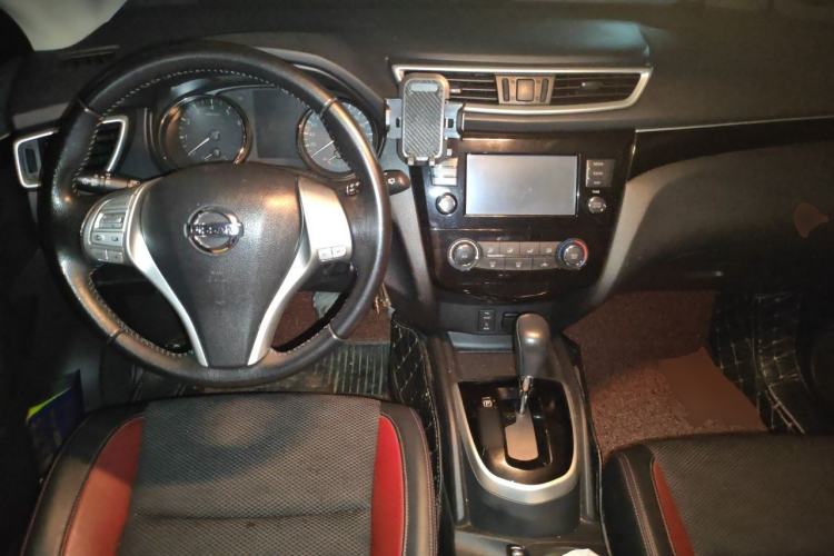 Used Nissan Qashqai 2017 2.0L CVT Smart Enjoyment Version China V Standard Center Console