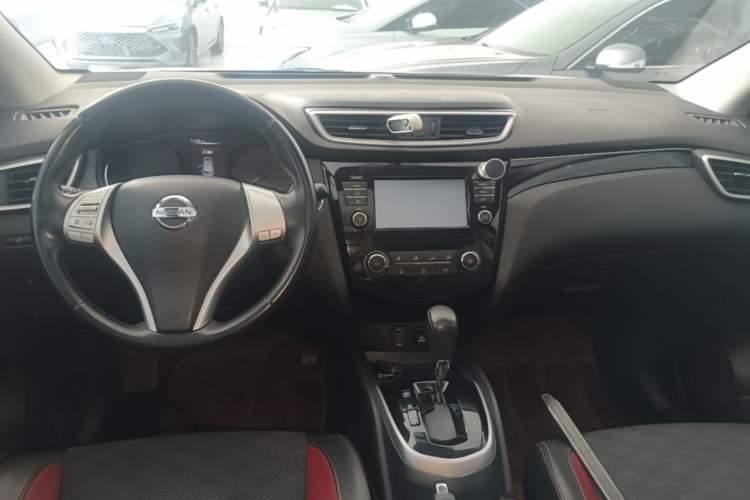 Used Nissan Qashqai 2017 2.0L CVT Luxury Edition China V Standard Center Console