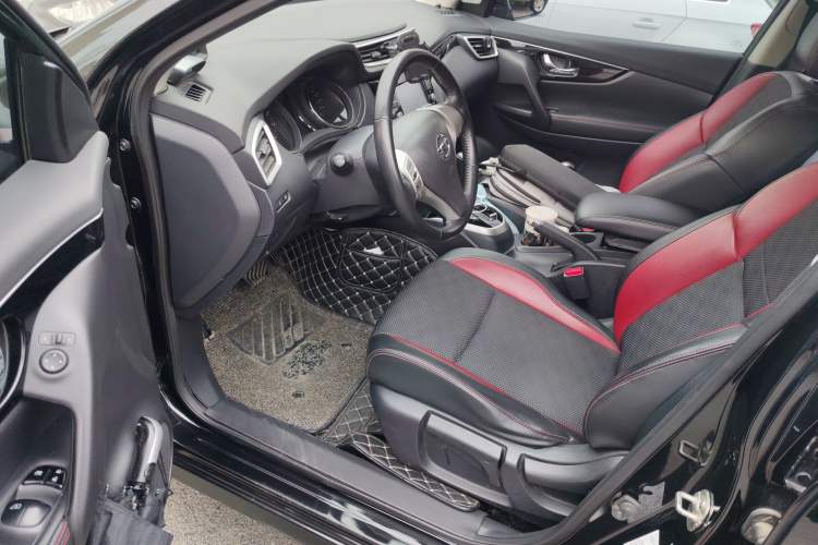 Used Nissan Qashqai 2017 2.0L CVT Smart Enjoyment Version China VI Standard Driver Seat