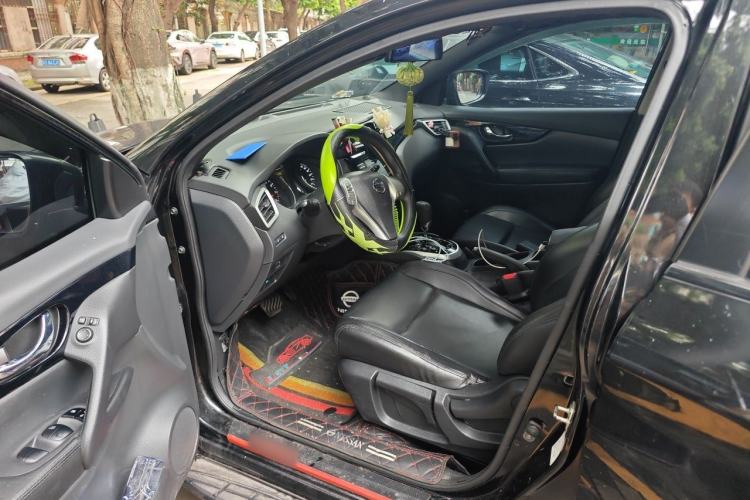Used Nissan Qashqai 2017 2.0L CVT Elite Edition China V Standard Driver Seat