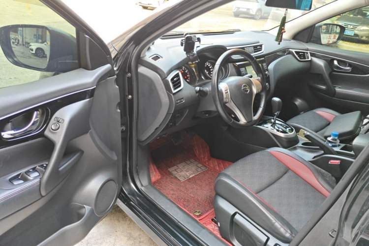 Used Nissan Qashqai 2017 2.0L CVT Smart Enjoyment Version China V Standard Driver Seat
