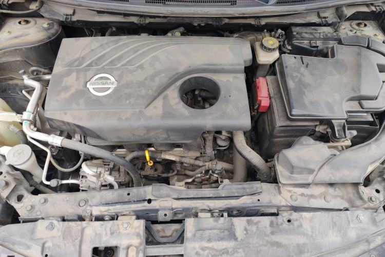 Used Nissan Qashqai 2017 2.0L CVT Smart Enjoyment Version China VI Standard Engine Bay