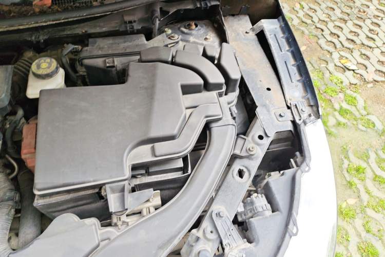 Used Nissan Qashqai 2017 2.0L CVT Smart Enjoyment Version China V Standard Engine Bay Left