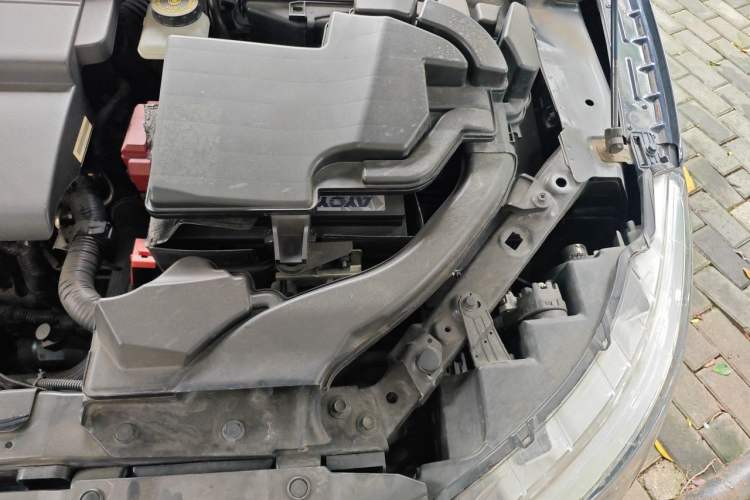 Used Nissan Qashqai 2017 2.0L CVT Elite Edition China V Standard Engine Bay Left