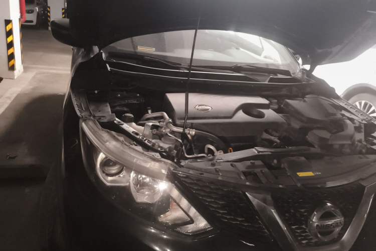 Used Nissan Qashqai 2017 2.0L CVT Smart Enjoyment Version China VI Standard Engine Bay Right