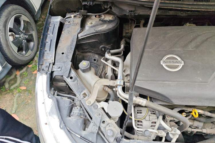 Used Nissan Qashqai 2017 2.0L CVT Smart Enjoyment Version China V Standard Engine Bay Right