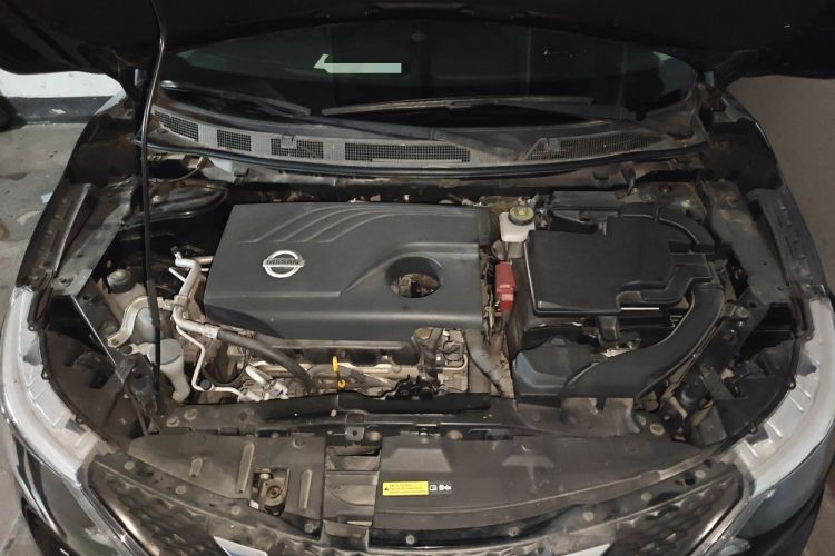 Used Nissan Qashqai 2017 2.0L CVT Elite Edition China V Standard Engine Bay