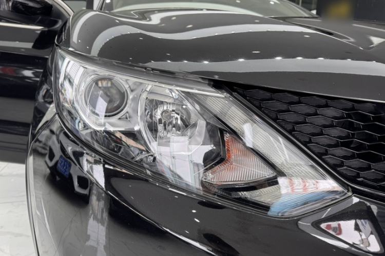 Used Nissan Qashqai 2017 2.0L CVT Elite Edition China V Standard Exterior 11