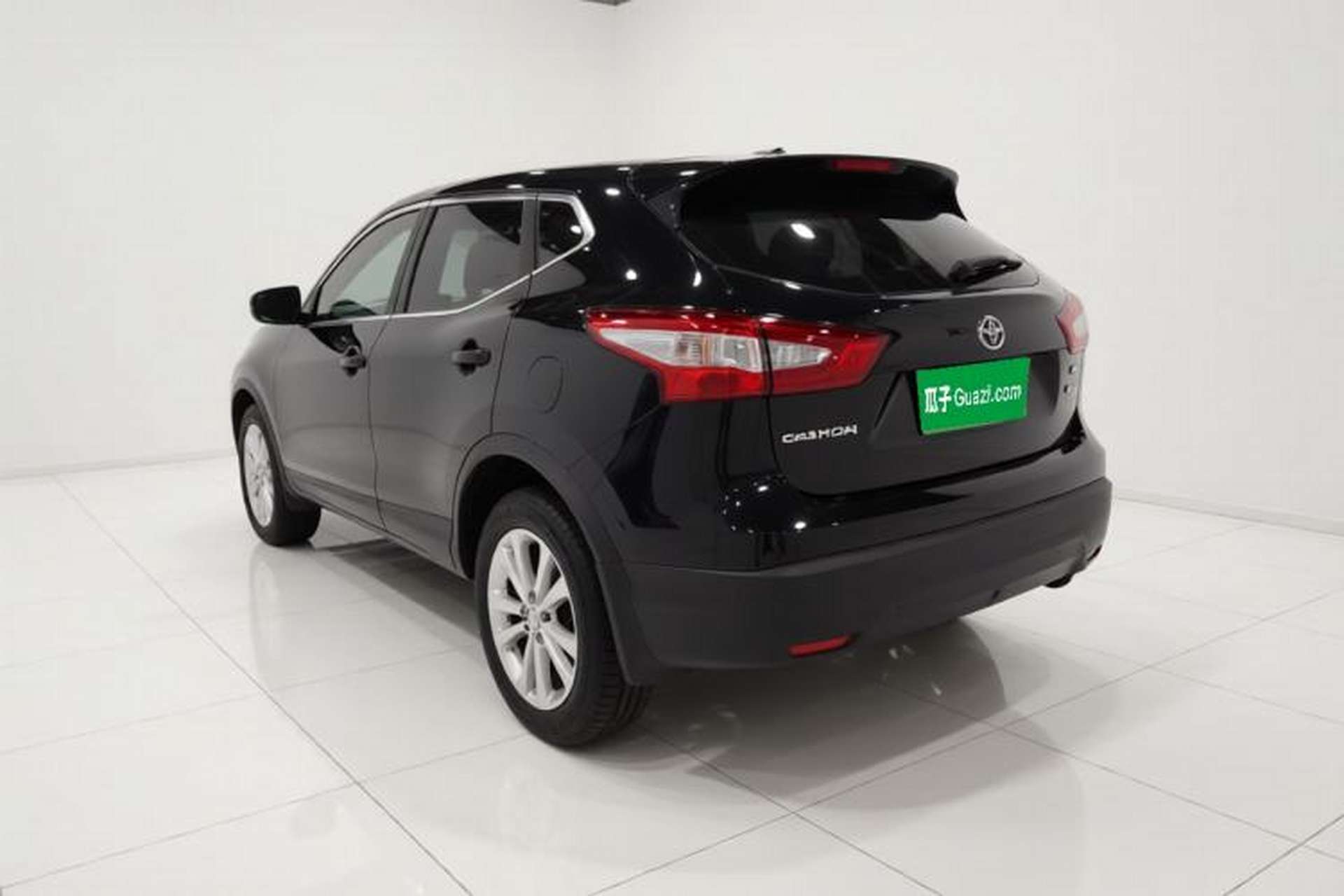 Used Nissan Qashqai 2017 2.0L CVT Elite Edition China V Standard Exterior 3